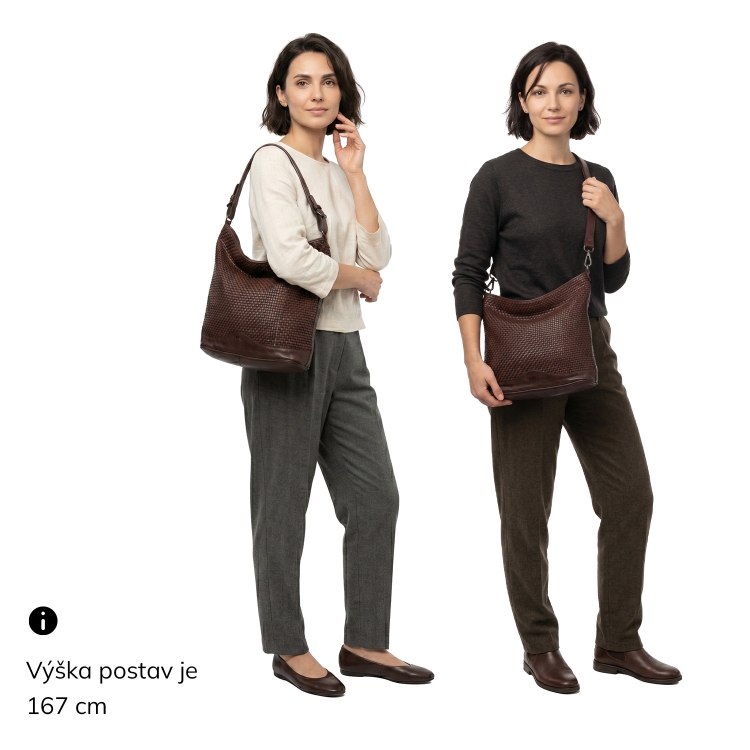 Jemně proplétaná kožená hobo kabelka Noelia Bolger materiál kůže zapínání na zip barva hnědá velikost střední NB 2015 H Na postavě