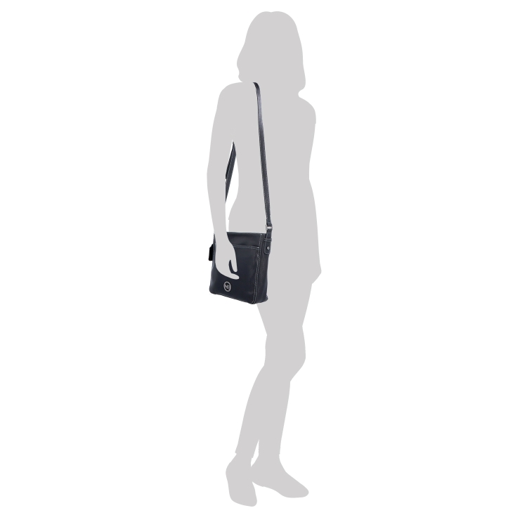 Malá kožená crossbody kabelka s výraznějším prošitím Noelia Bolger materiál kůže zapínání na zip barva černá velikost malá NB 3004 C Na postavě