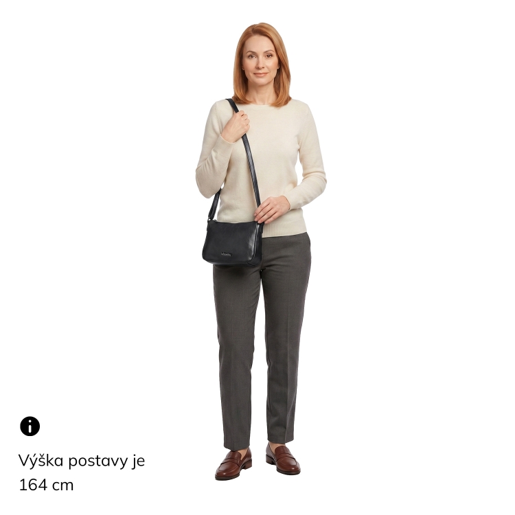 Elegantní syntetická kabelka s čistým designem Le Sands materiál syntetická kůže zapínání na zip barva metalická velikost malá 4369 BR Na postavě