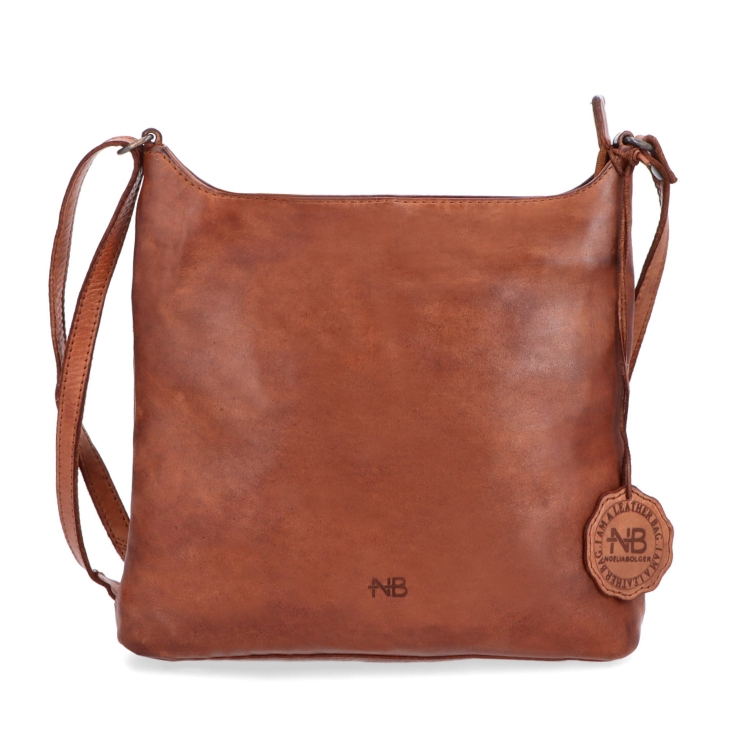 Kožená crossbody kabelka pro každý den Noelia Bolger materiál kůže zapínání na zip barva koňaková velikost malá NB 2404 KO Zepředu