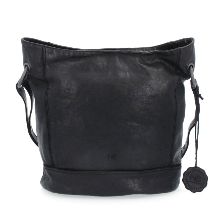 Kožená crossbody kabelka s designovým prošitím Noelia Bolger materiál kůže zapínání na zip barva černá velikost střední NB 2089 C Zepředu
