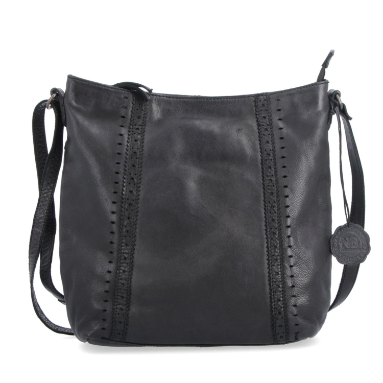 Kožená kabelka s perforací a nastavitelným crossbody popruhem Noelia Bolger materiál kůže zapínání na zip barva černá velikost střední NB 2029 C Zepředu