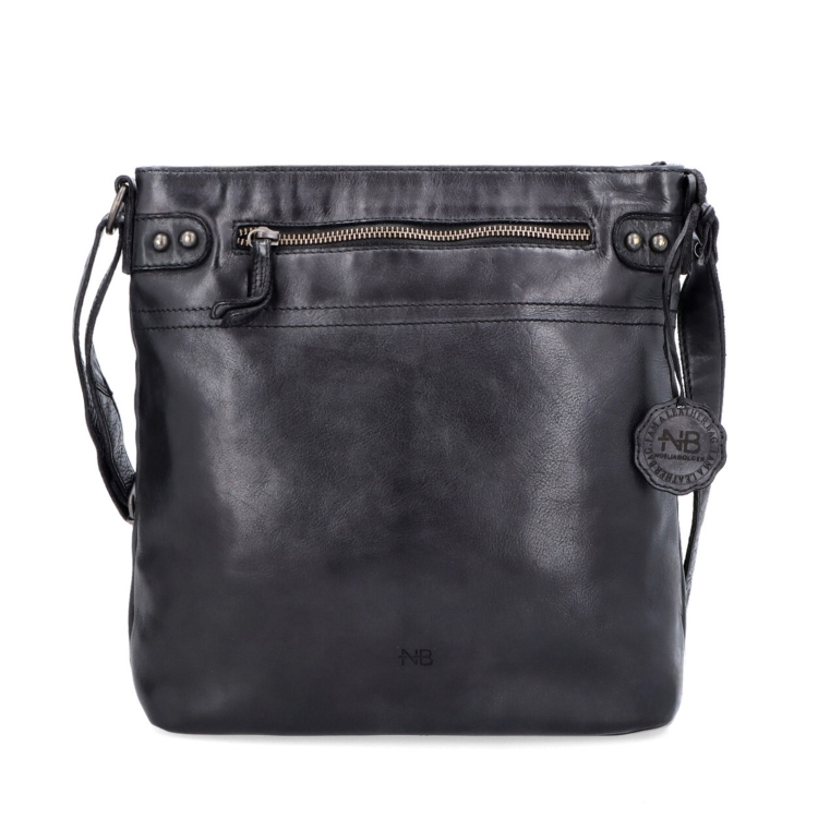 Kožená vintage crossbody s kapsami Noelia Bolger materiál kůže zapínání na zip barva černá velikost střední NB 2006 C Zepředu