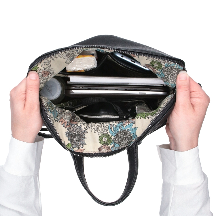 Elegantní městský batoh Tangerin materiál syntetická kůže zapínání na zip barva černá velikost střední 8013 C Vnitřek