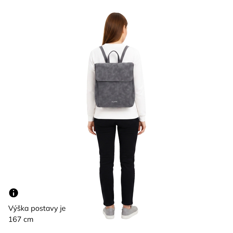 Stylový dámský batoh s jemnou texturou Tangerin materiál syntetická kůže zapínání na zip barva zelená velikost střední 1114 TZE Na postavě