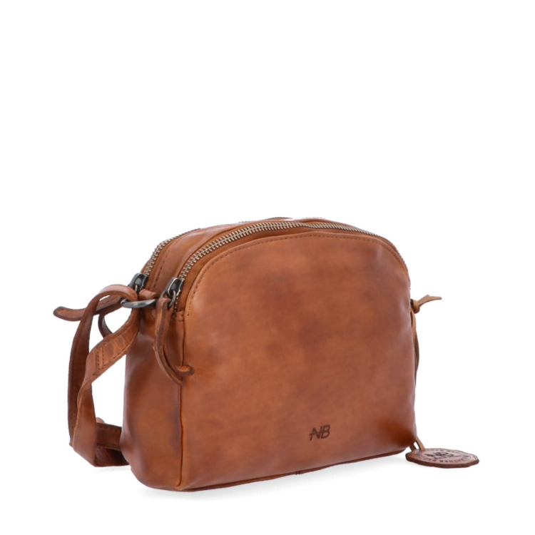 Kvalitní kožená crossbody kabelka Noelia Bolger materiál kůže zapínání na zip barva koňaková velikost malá NB 2408 KO