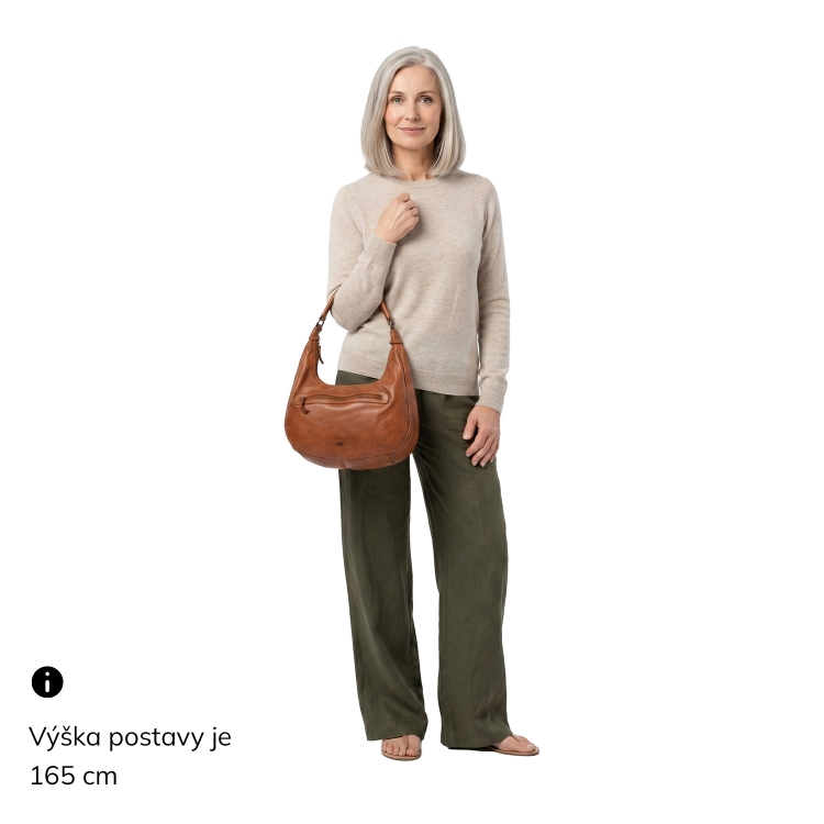 Kožená hobo kabelka se dvěma zipovými kapsami Noelia Bolger materiál kůže zapínání na zip barva koňaková velikost střední NB 2426 KO Na postavě