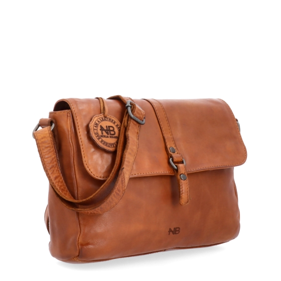 Kožená crossbody kabelka s klopou Noelia Bolger materiál kůže zapínání s klopou barva koňaková velikost střední NB 2416 KO