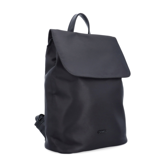 Městský nylonový batoh v moderním střihu Carmelo materiál nylon zapínání na zip barva černá velikost střední 6608 C