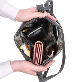 Dámská elegantní crossbody kabelka Tangerin materiál syntetická kůže zapínání na zip barva taupe velikost malá 1110 T Vnitřek