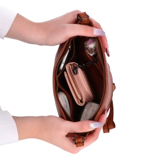 Kožená crossbody kabelka pro každý den Noelia Bolger materiál kůže zapínání na zip barva koňaková velikost malá NB 2404 KO Vnitřek
