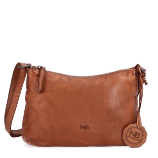 Praktická kožená crossbody na každý den Noelia Bolger materiál kůže zapínání na zip barva koňaková velikost malá NB 2406 KO Zepředu