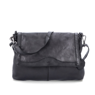 Crossbody kabelka z pravé kůže s klopou Noelia Bolger materiál kůže zapínání s klopou barva černá velikost střední NB 2024 C Zepředu
