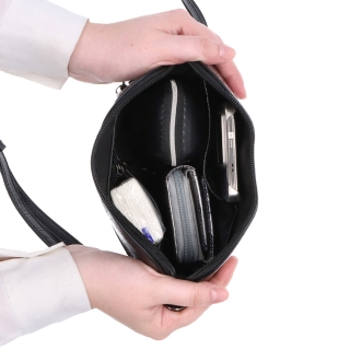 Elegantní crossbody kabelka s čistým designem Le Sands materiál syntetická kůže zapínání na zip barva béžová velikost malá 4607 PRL Vnitřek