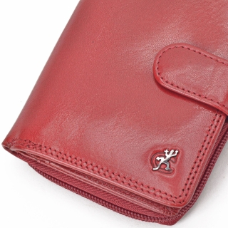 Stylová kožená peněženka Cosset materiál kůže zapínání na cvoček barva červená velikost střední 4512 Komodo CV Logo