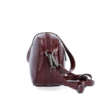 Malá crossbody kabelka se strukturovaným povrchem Le Sands materiál syntetická kůže zapínání na zip barva vínová velikost malá 4372 BO Z boku