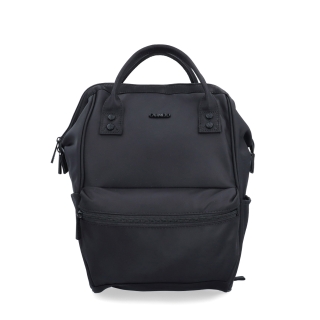 Praktický dámský batoh pro každý den Carmelo materiál nylon zapínání na zip barva černá velikost střední 6611 C Zepředu