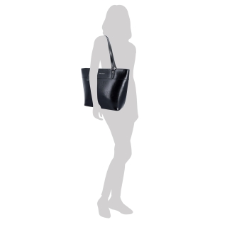 Kožená shopper kabelka Noelia Bolger materiál kůže barva černá velikost velká NB 0076 C Na postavě