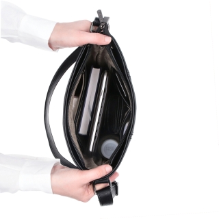 Crossbody kabelka Tangerin materiál syntetická kůže zapínání na zip barva vínová velikost střední 8004 BO Vnitřek
