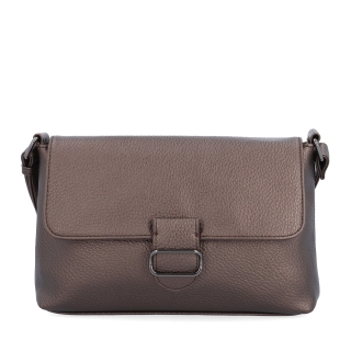 Elegantní crossbody kabelka s klopou Le Sands materiál syntetická kůže zapínání s klopou barva metalická velikost malá 4652 BR Zepředu