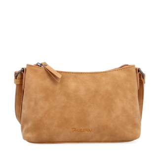Malá elegantní crossbody kabelka Tangerin materiál syntetická kůže zapínání na zip barva koňaková velikost malá 1109 CAM Zepředu