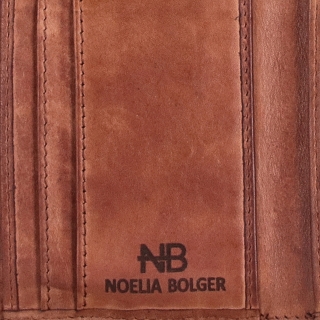 Kompaktní kožená peněženka s mandalou Noelia Bolger materiál kůže zapínání na cvoček barva koňaková velikost střední 5122 NB KO Logo