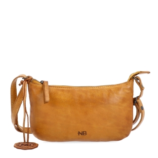 Malá elegantní kožená crossbody kabelka Noelia Bolger materiál kůže zapínání na zip barva žlutá velikost malá NB 2420 ZLU Zepředu