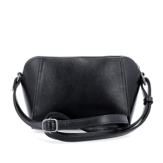Menší crossbody kabelka se dvěma kapsami LeSands materiál syntetická kůže zapínání na zip barva černá velikost malá 7716 C Zezadu