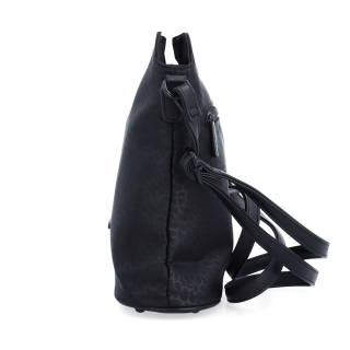 Praktická crossbody kabelka s extra kapsou Carmelo materiál nylon zapínání na zip barva černá velikost malá 6607 C LE Z boku