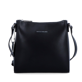 Kožená kabelka crossbody Noelia Bolger Noelia Bolger materiál kůže zapínání na zip barva černá velikost malá NB 0097 C Zepředu