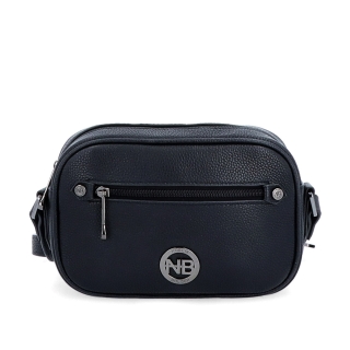 Malá kožená crossbody kabelka se zipy Noelia Bolger materiál kůže zapínání na zip barva černá velikost malá NB 3014 C Zepředu