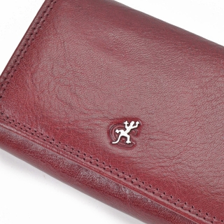 Stylová kožená peněženka Cosset materiál kůže zapínání na cvoček barva vínová velikost střední 4511 Komodo BO Logo