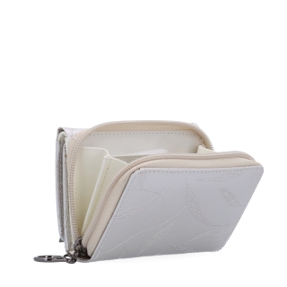 Elegantní lakovaná kožená peněženka Carmelo materiál kůže zapínání na zip barva béžová velikost malá 2105 L K Polobok zezadu