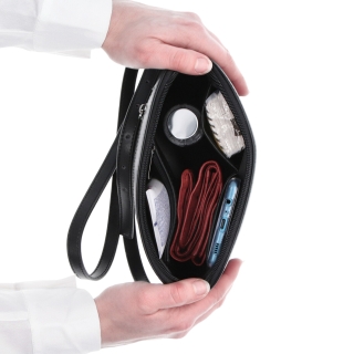Kožená kabelka crossbody Noelia Bolger Noelia Bolger materiál kůže zapínání na zip barva černá velikost malá NB 0096 C Vnitřek