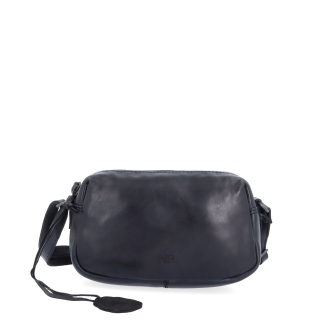 Minimalistická kožená crossbody kabelka Noelia Bolger materiál kůže zapínání na zip barva černá velikost malá NB 2417 C Zepředu