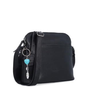 Kožená crossbody kabelka s kapsou a přívěskem Noelia Bolger materiál kůže zapínání na zip barva černá velikost malá NB 3105 C