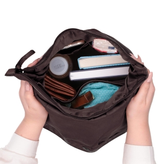 Kožený batoh s klopou ve vintage stylu Noelia Bolger materiál kůže zapínání na zip barva hnědá velikost střední NB 2014 H Vnitřek