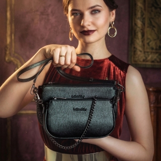 Crossbody kabelka s odjímatelnou kapsičkou a řetízkem Le Sands materiál syntetická kůže zapínání na zip barva černá velikost malá 4609 C Lifestyle