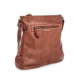 Kožená crossbody s přední zipovou kapsou Noelia Bolger materiál kůže zapínání na zip barva koňaková velikost střední NB 2103 KO