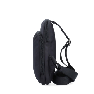 Praktická crossbody taška na mobil a peněženku Carmelo materiál nylon zapínání na zip barva černá velikost malá 6600 C Z boku