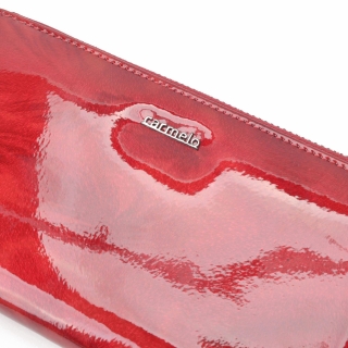 Velká lakovaná peněženka s poutkem Carmelo materiál kůže zapínání na zip barva červená velikost velká 2102 P CV Logo