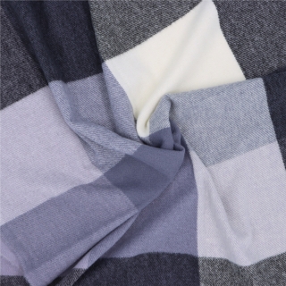 Příjemná šála s kostkovaným vzorem Noelia Bolger materiál Polyester s příměsí vlny barva šedá KZ001 - 05