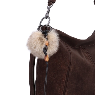 Praktická kabelka přes rameno i crossbody s prošitím Carmelo materiál syntetická kůže zapínání na zip barva hnědá velikost střední 4656 H Detail