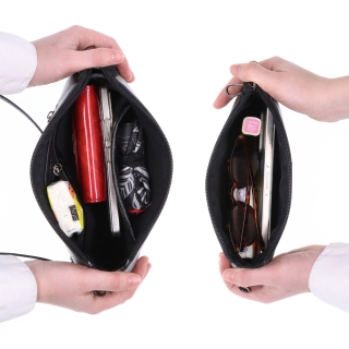 Crossbody kabelka s odjímatelnou kapsičkou a řetízkem Le Sands materiál syntetická kůže zapínání na zip barva černá velikost malá 4609 C Vnitřek