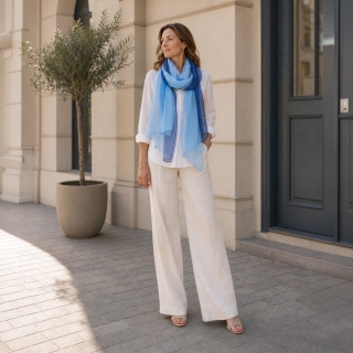 Lehký barevný šátek Noelia Bolger materiál polyester barva modrá KL503 - 02