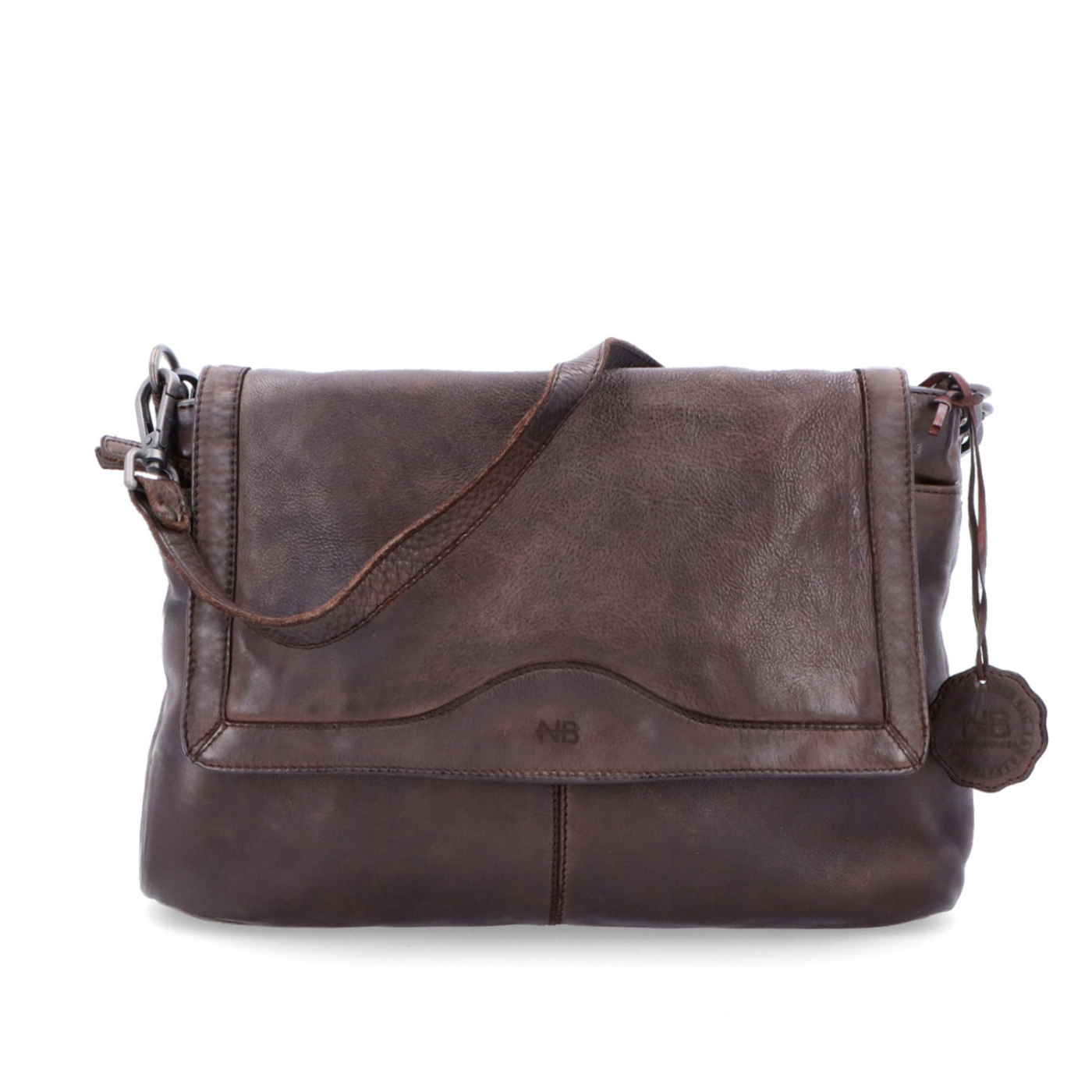 Crossbody kabelka z pravé kůže s klopou Noelia Bolger materiál kůže zapínání s klopou barva hnědá velikost střední NB 2024 H Zepředu