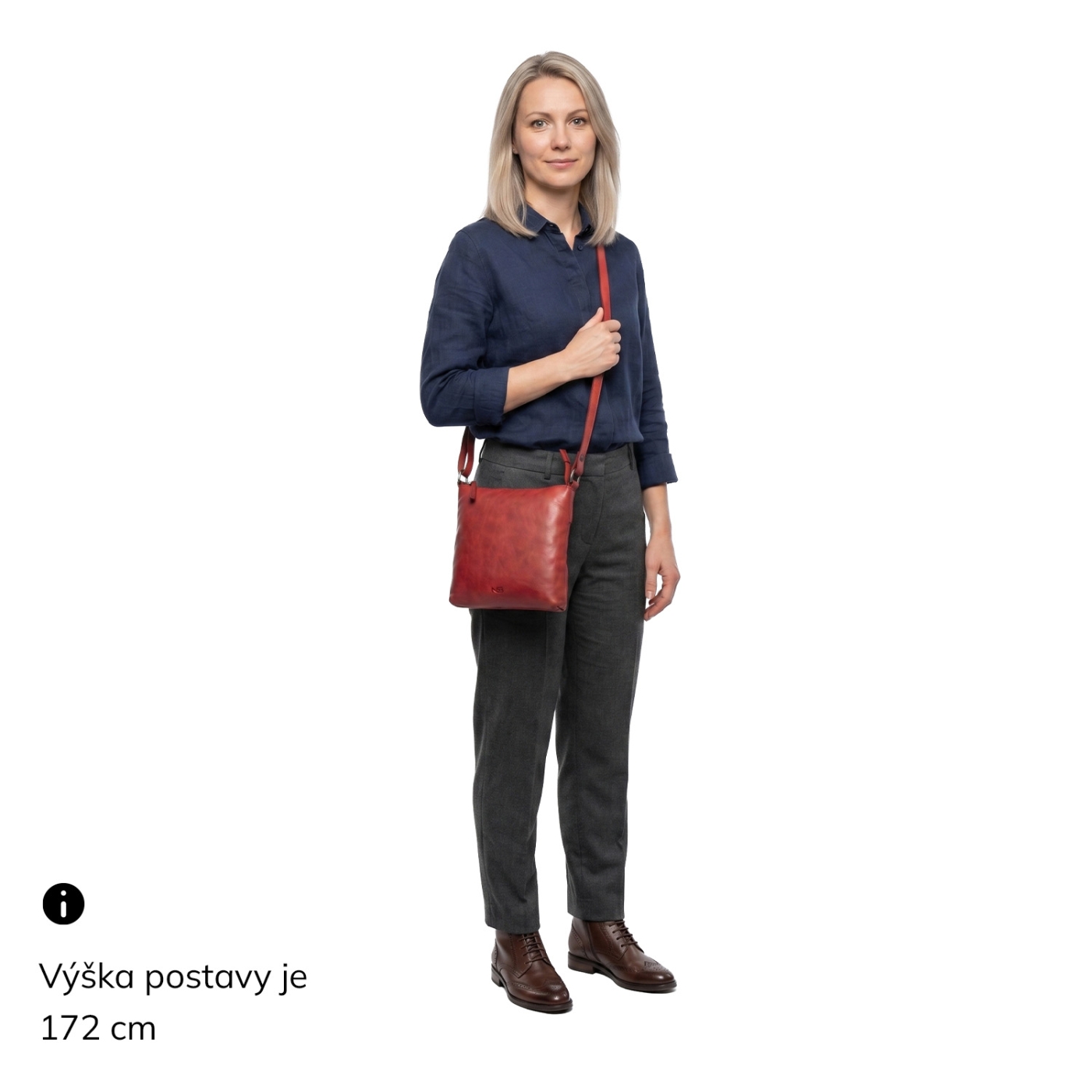 Elegantní kožená crossbody kabelka Noelia Bolger materiál kůže zapínání na zip barva červená velikost malá NB 2415 CV Na postavě