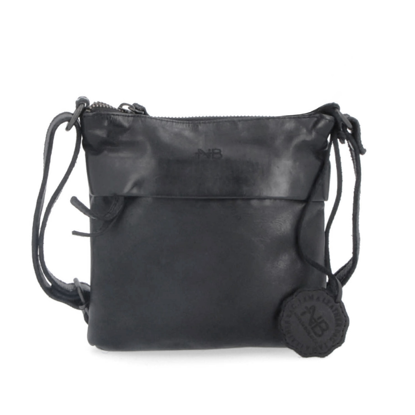 Malá kožená crossbody se zapínáním na zip Noelia Bolger materiál kůže zapínání na zip barva černá velikost malá NB 2090 C Zepředu