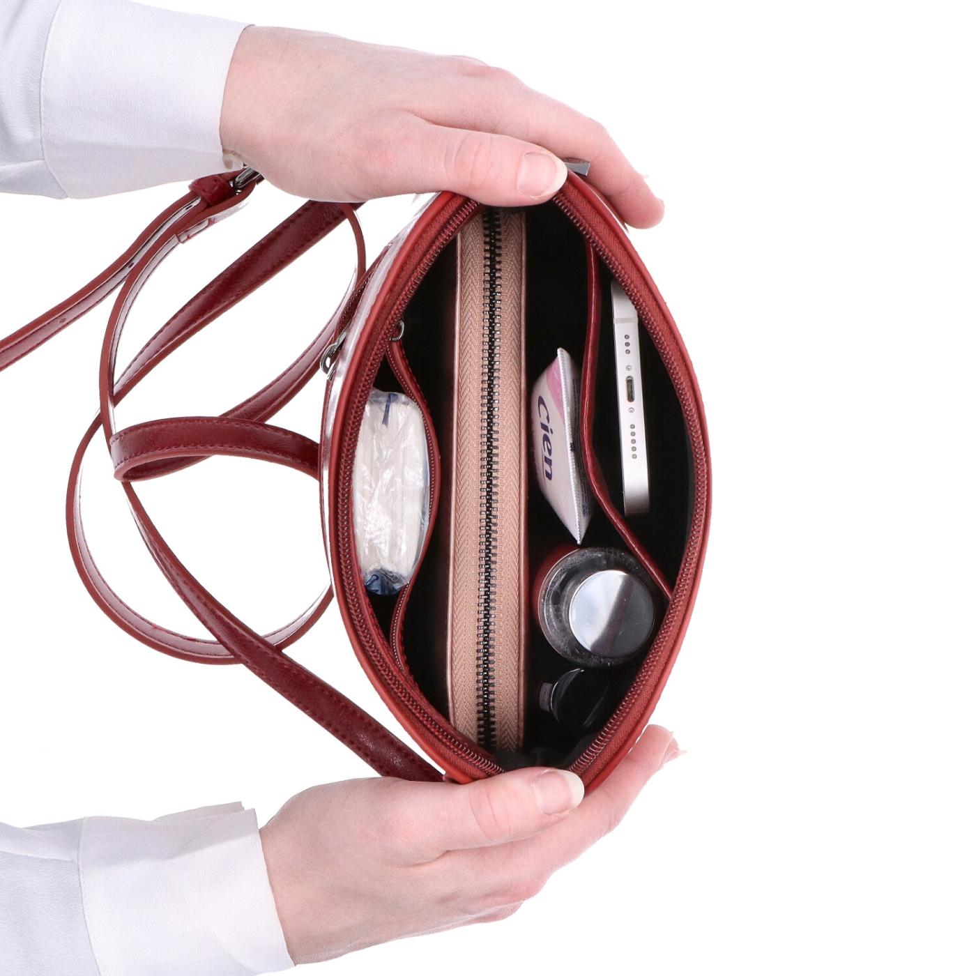 Elegantní kožená crossbody k šatům i saku Noelia Bolger materiál kůže zapínání na zip barva červená velikost malá NB 0078 TCV Vnitřek