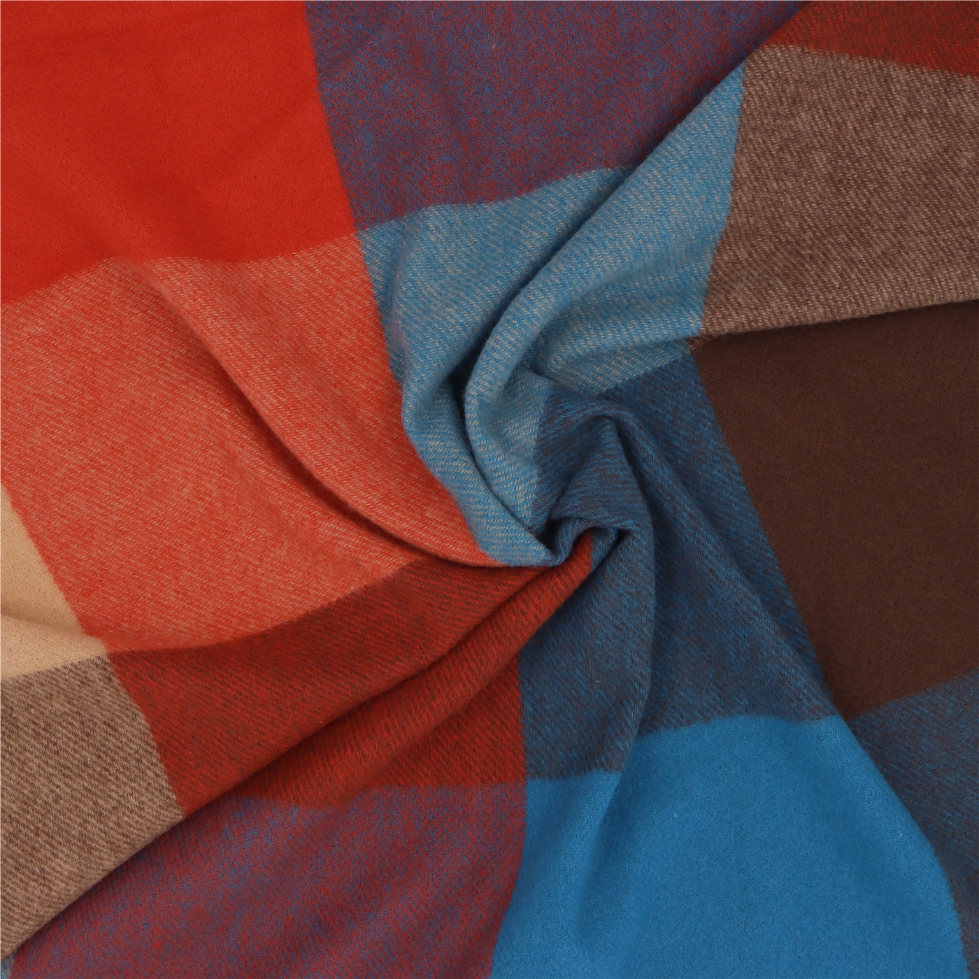 Příjemná šála s kostkovaným vzorem Noelia Bolger materiál Polyester s příměsí vlny barva multicolor KZ002 - 07